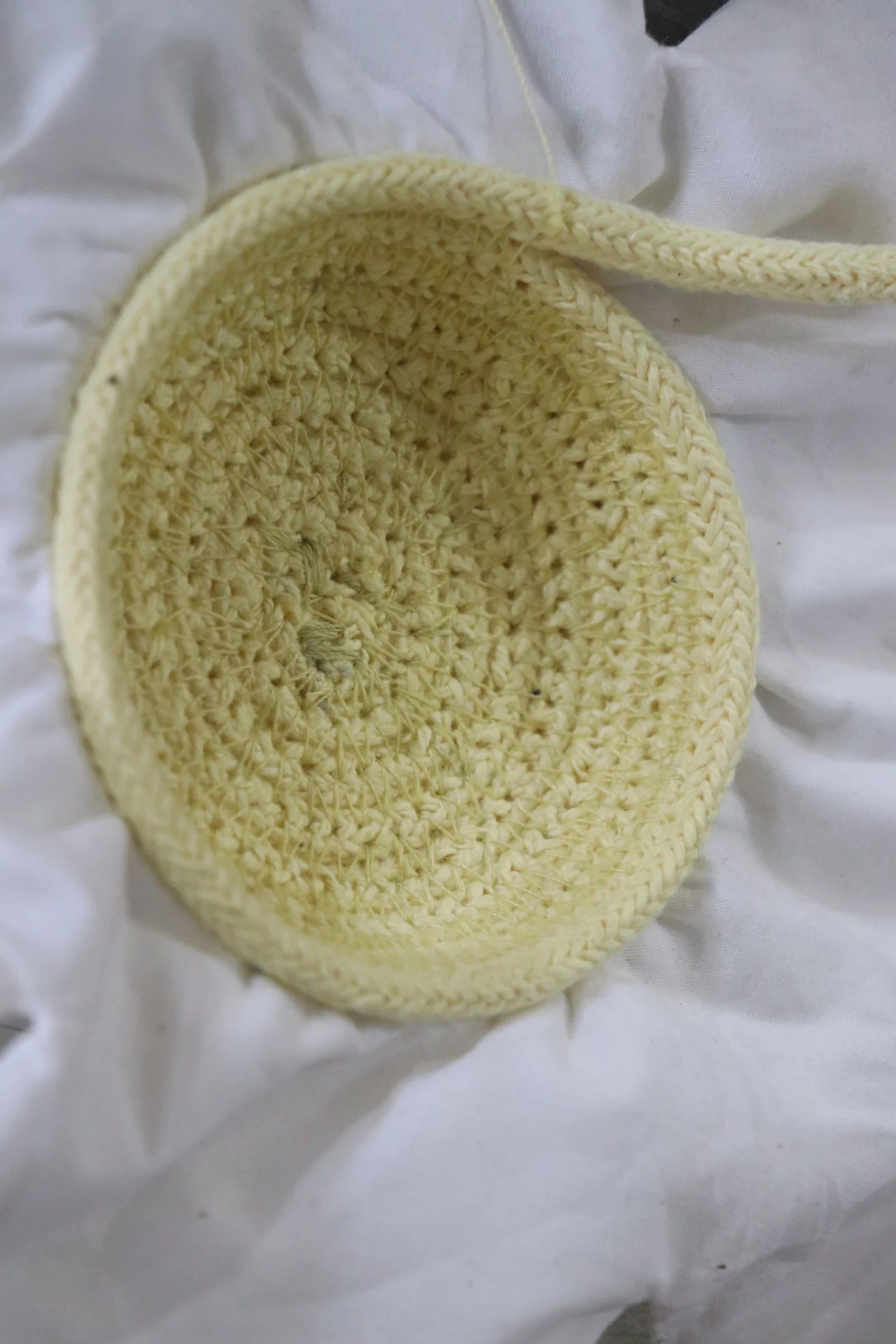 FLOOR CUSHION STRAWBERRY