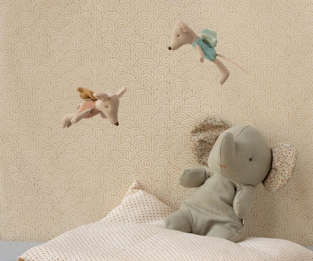 Fairy Mouse, Little - Powder lifestyle