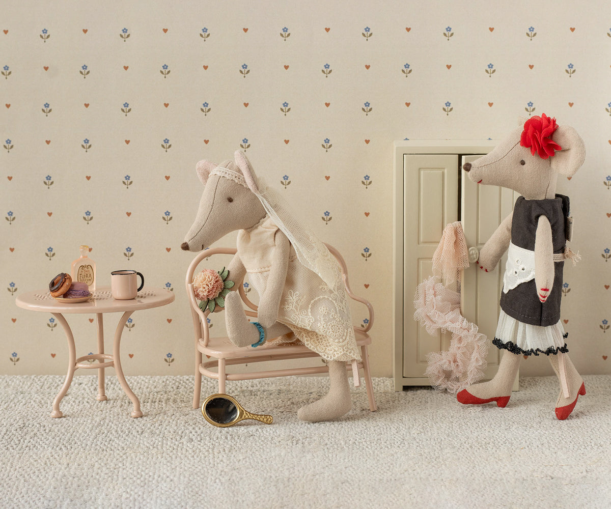 Beautician Mouse, Mum lifestyle