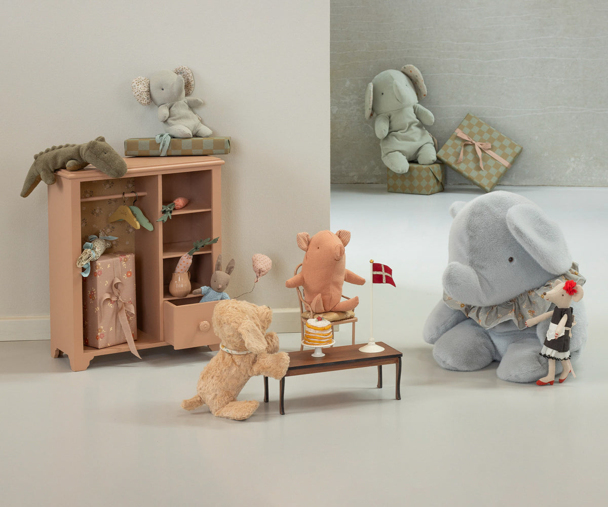 Beautician Mouse, Mum scene