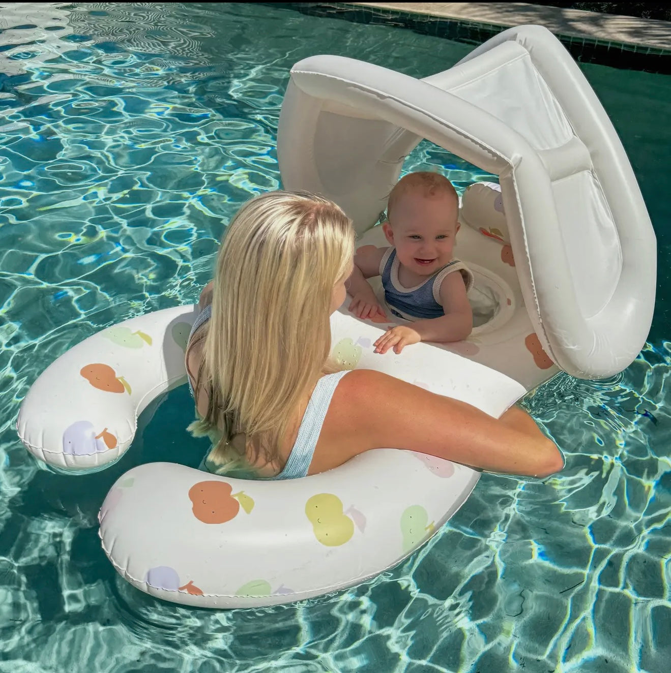Float Together Baby Seat – Apple Sorbet Multi