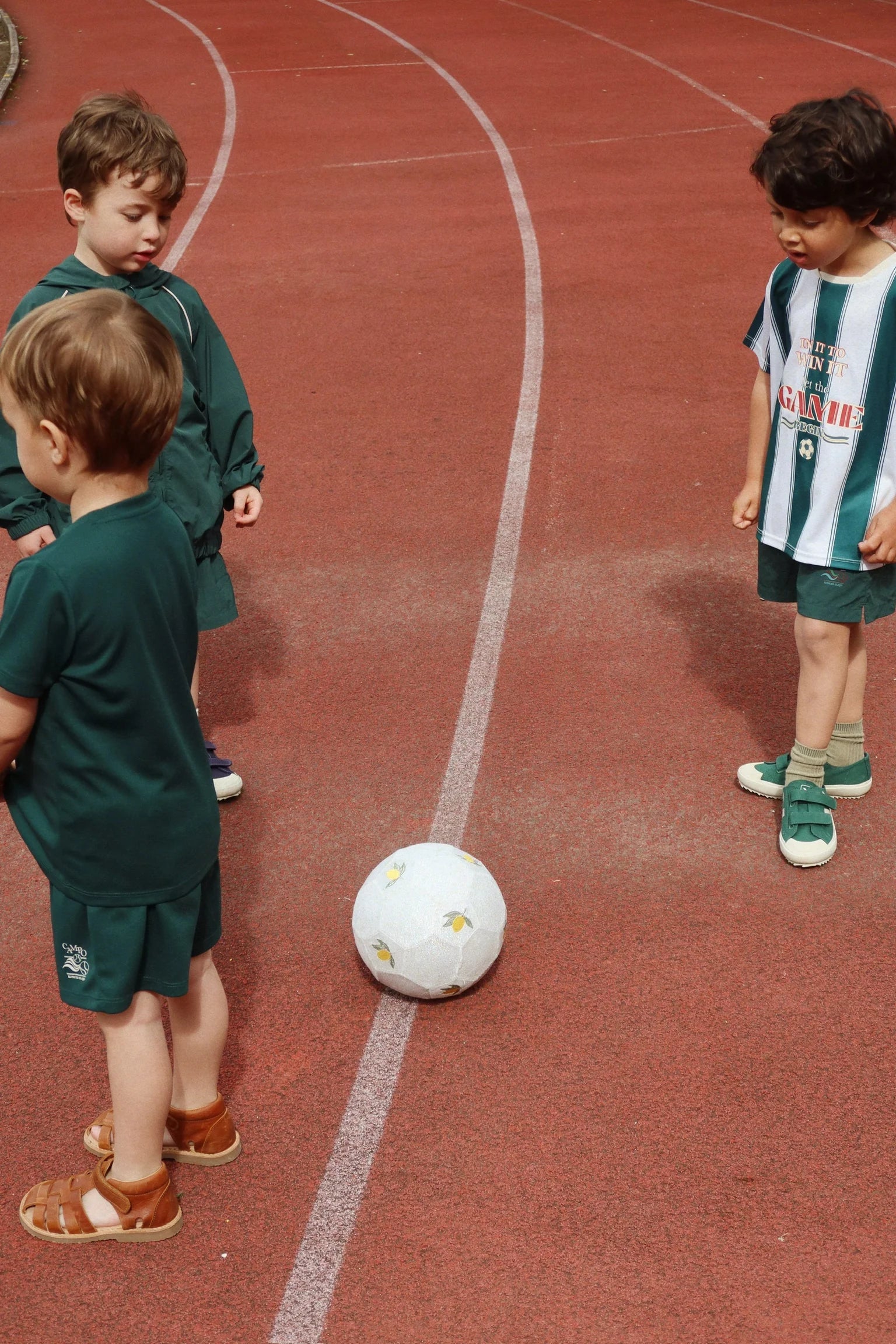 Toddler wearing Bolt Sports Set by Konges Sløjd, lightweight baby activewear for outdoor play