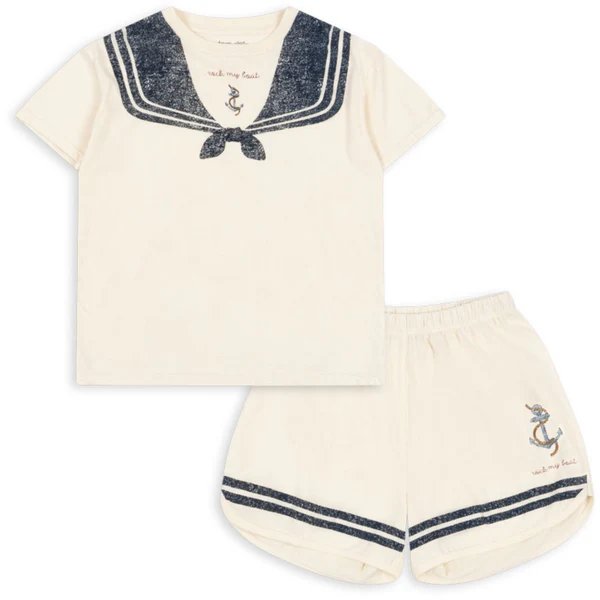 Konges Sløjd Famo GOTS organic cotton baby and toddler outfit set with sailor-inspired top and matching shorts