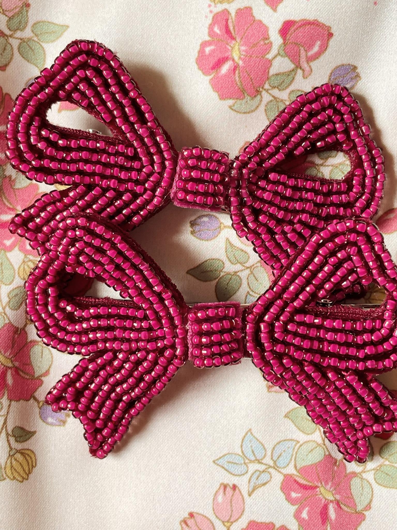 2 pack pearly bow hair clips