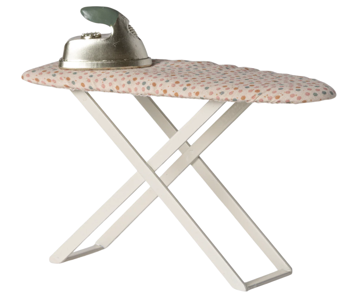 Iron and Ironing Board Mouse – Maileg (Pre-Order)