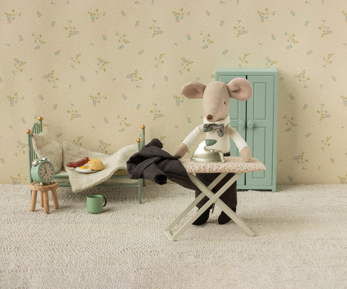 Iron and Ironing Board Mouse – Maileg (Pre-Order)