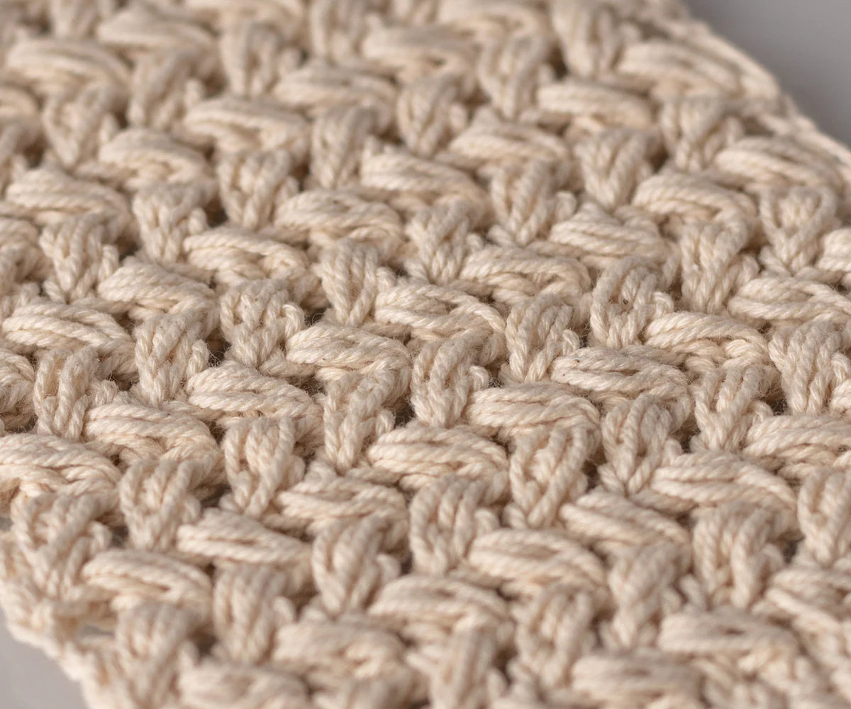 Maileg Miniature Bath Mat – scale and packaging view