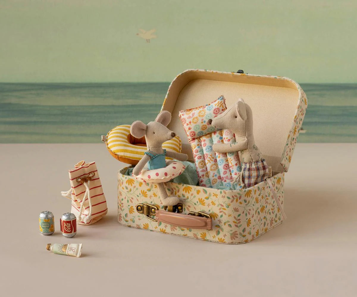 Maileg Dad Beach Mouse Flower – packaging view