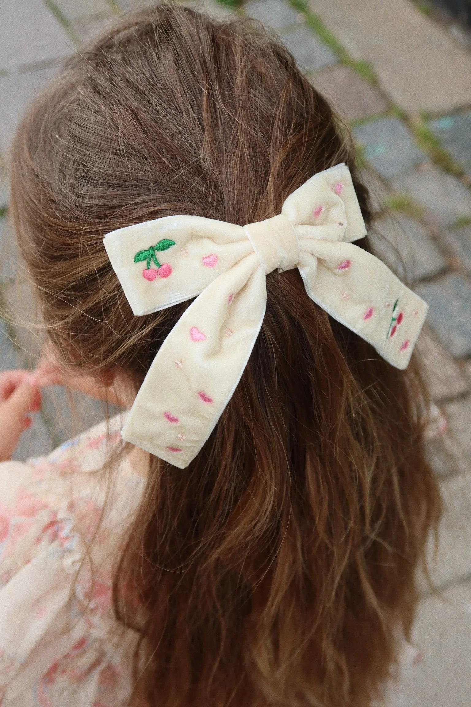 Velvet Bow Pearly Hair Clip – Konges Sløjd
