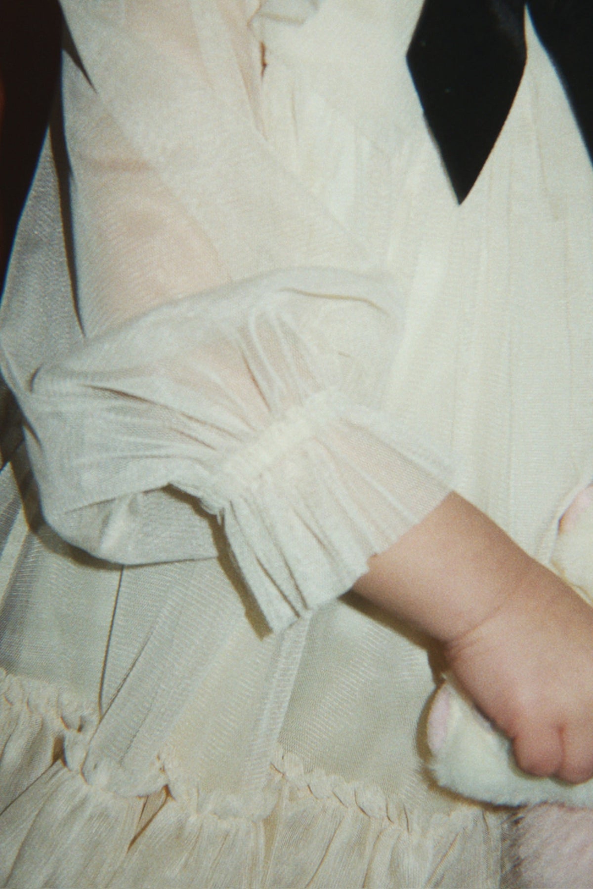 Konges Sløjd Bow Dress in Parchment, worn