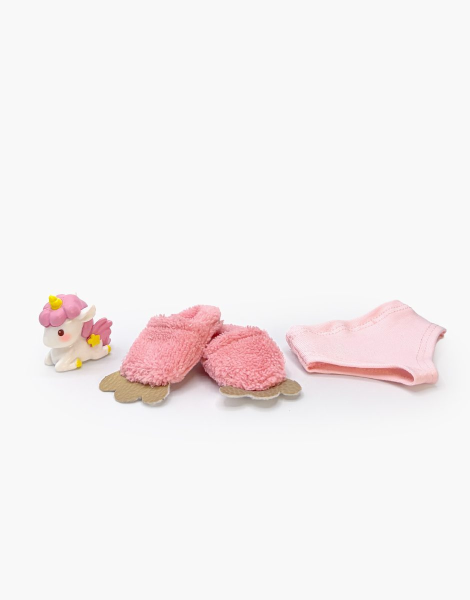 Minikane Mini Panchas unicorn accessory set with mini toy