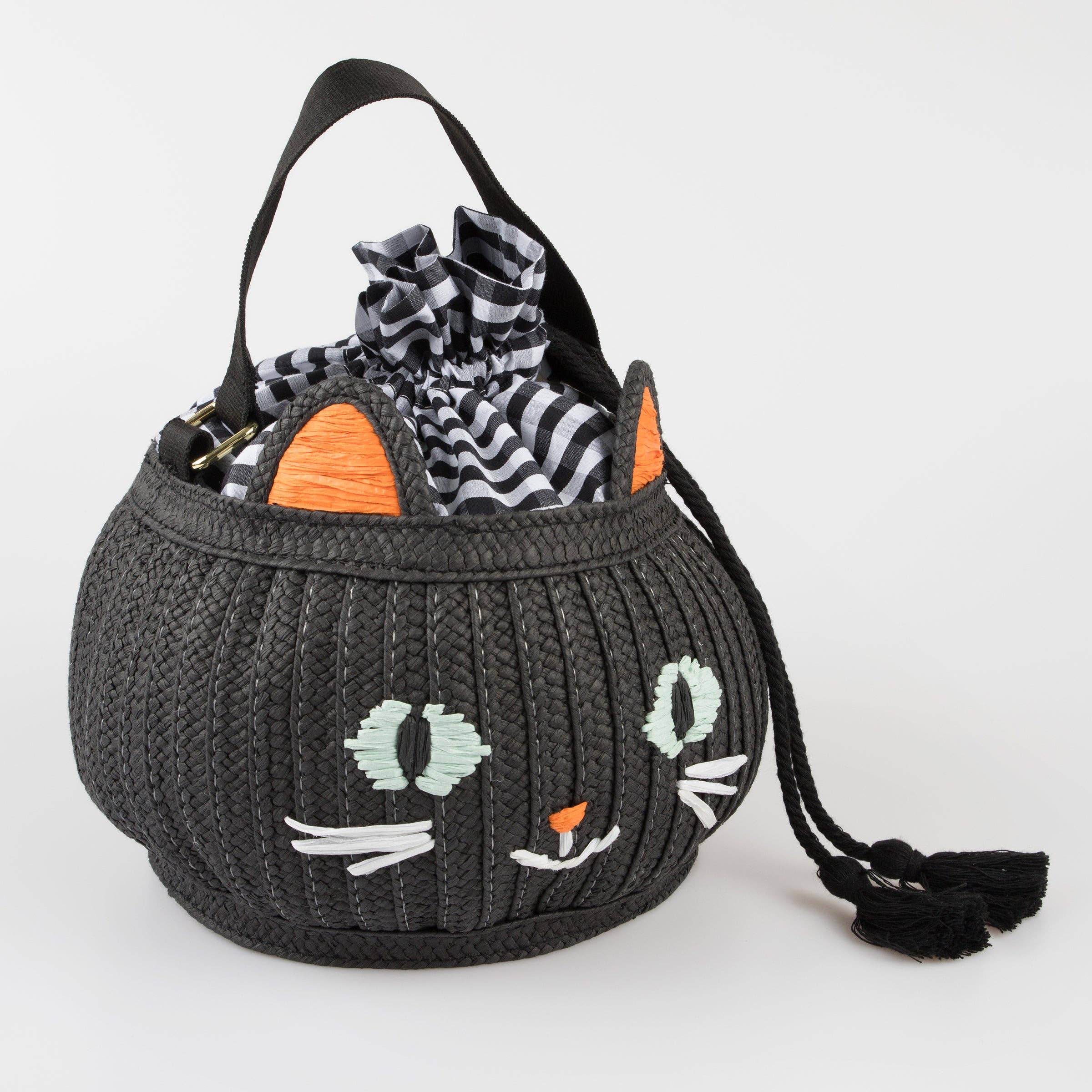 Trick Or Treat Cat Basket Bag detail