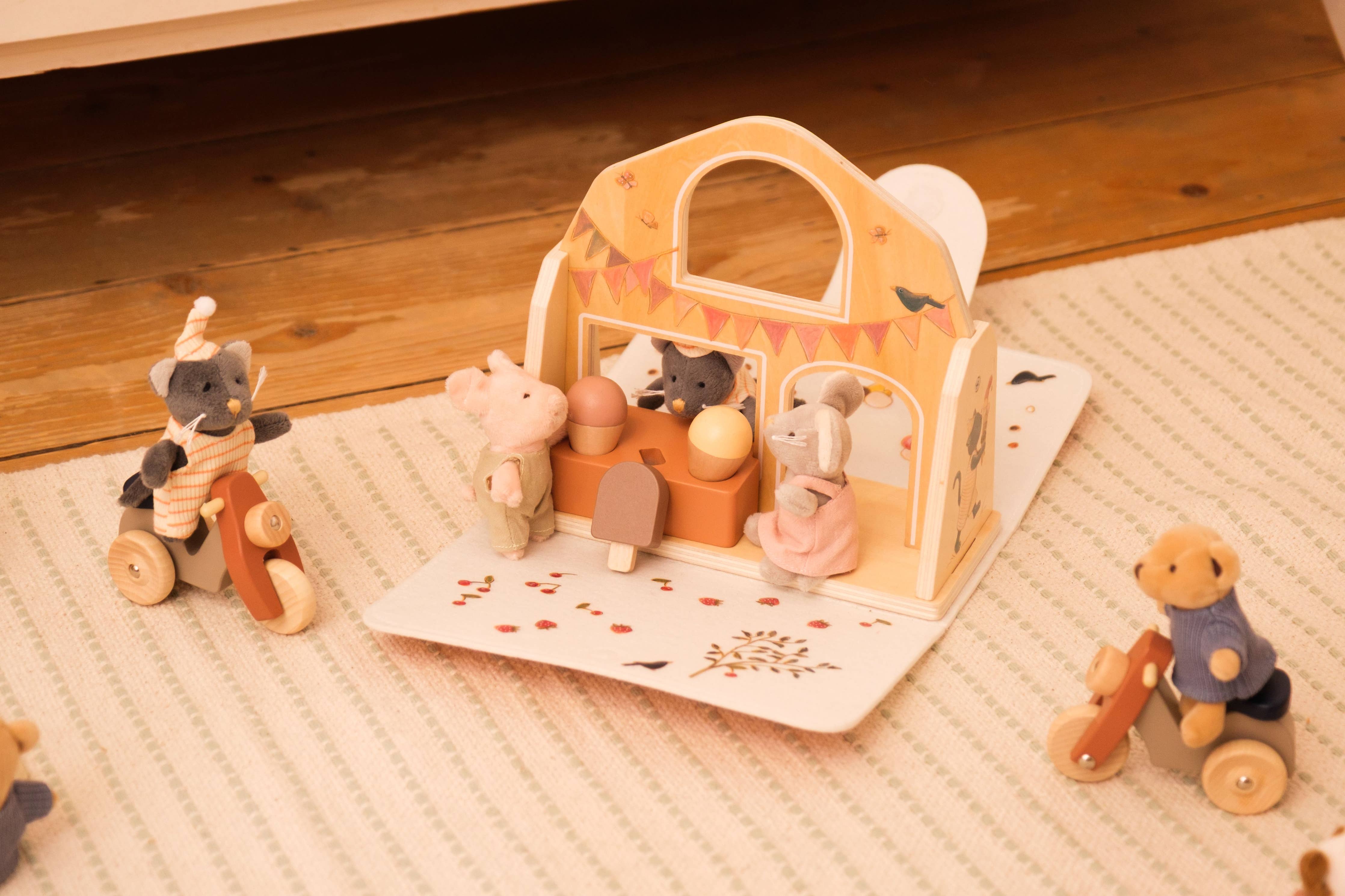 Mini Friends Ice Cream Shop – Egmont, view 7