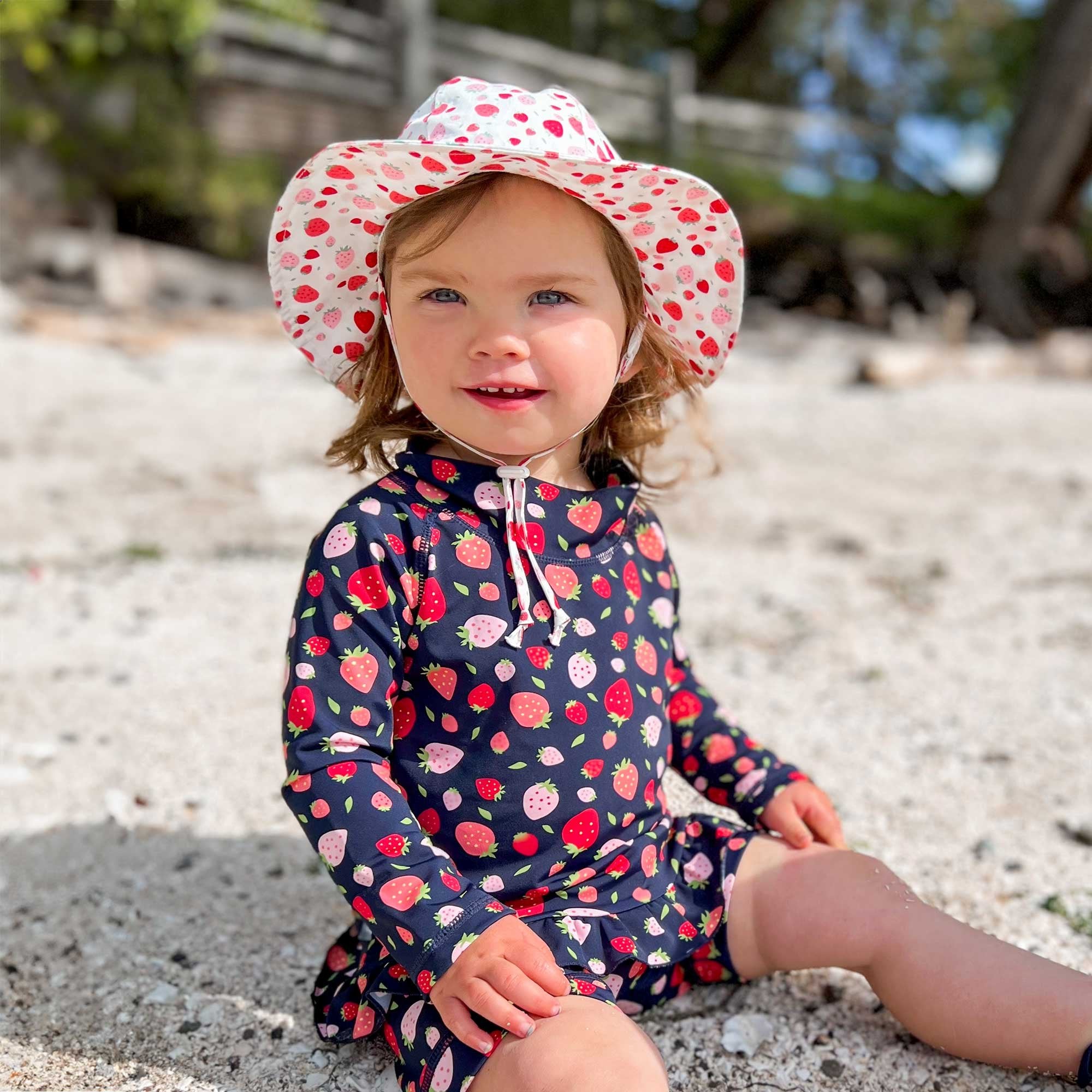 Kids Cotton Floppy Hats – Strawberry