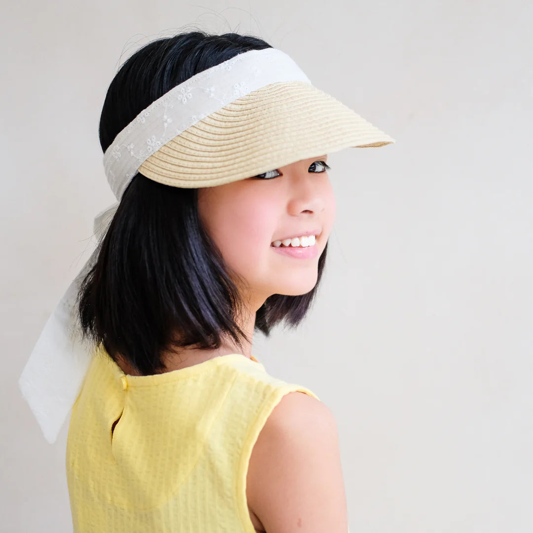 Broderie anglaise visor