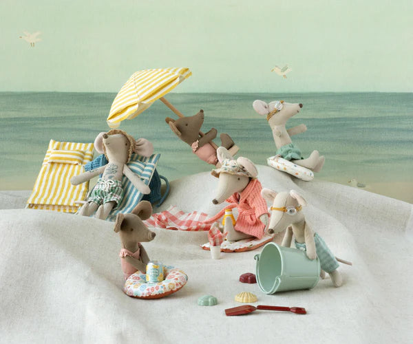 Beach Bucket and Shovel Set – Maileg