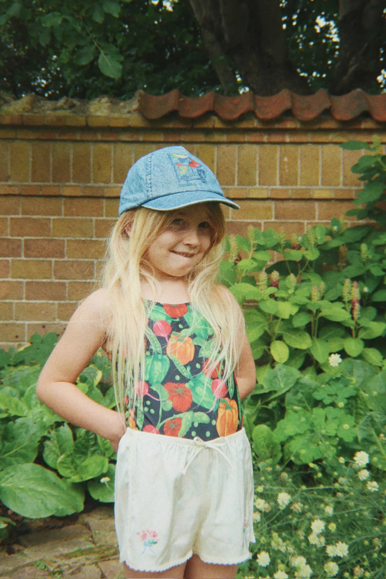 SHEENY SHORTS — front view – Konges Sløjd