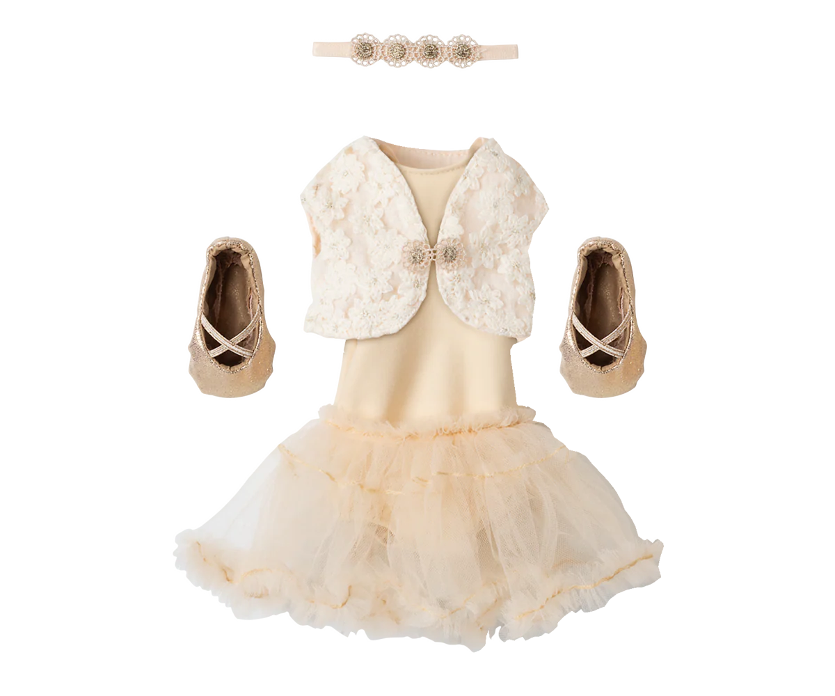 Ballet suit and skirt cream, Size 3