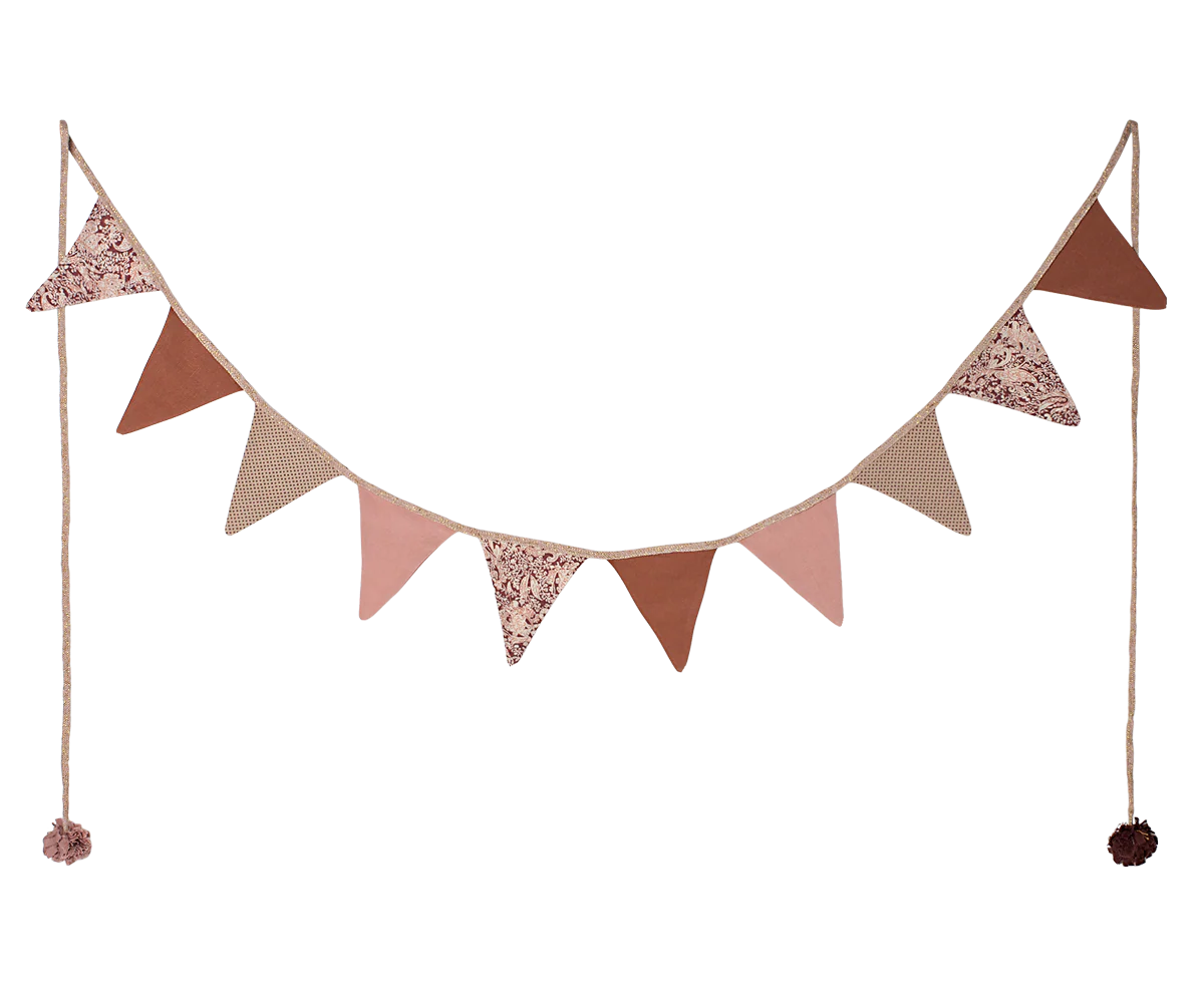 Maileg Garland Rose – front view, miniature kids decoration pre-order