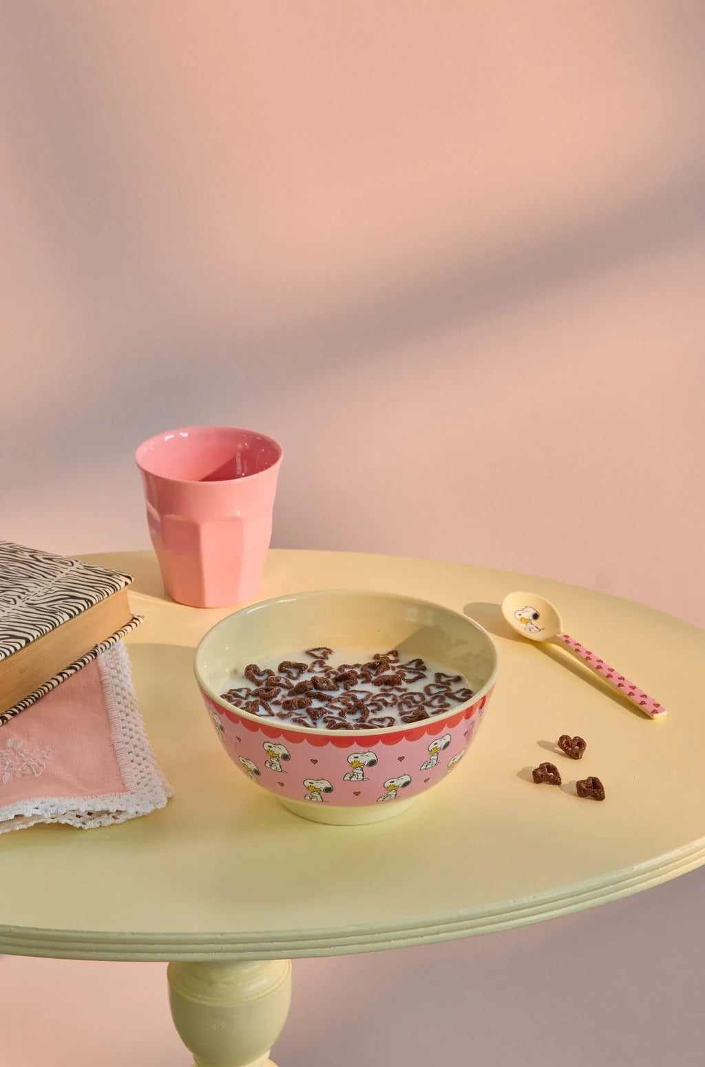 Medium Bowl – Pink – Snoopy Print