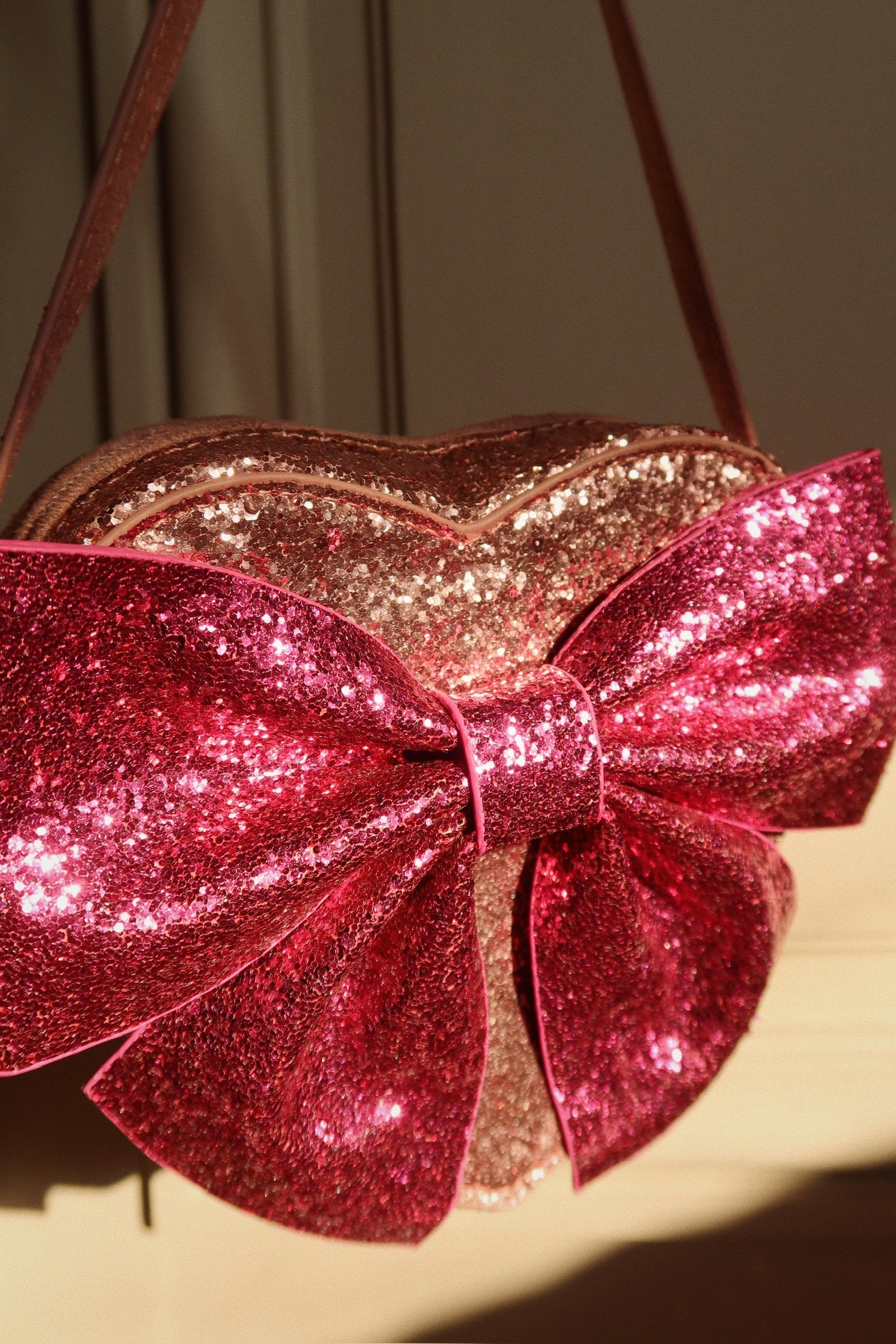 Tut Bow Shoulder Bag on model