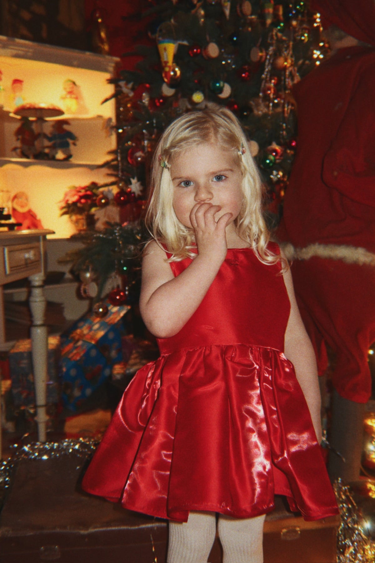 Girl wearing Konges Sløjd Bellis Dress in Barbados Cherry