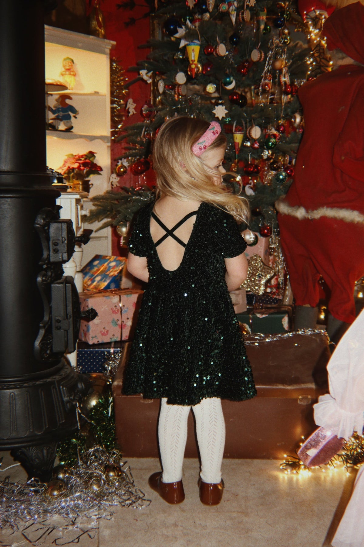 Konges Sløjd Tamira Ballerina Dress in Scarab, twirl look