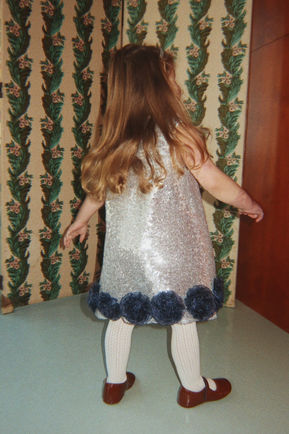 Konges Sløjd Tindra Rose Dress in Silver, lifestyle