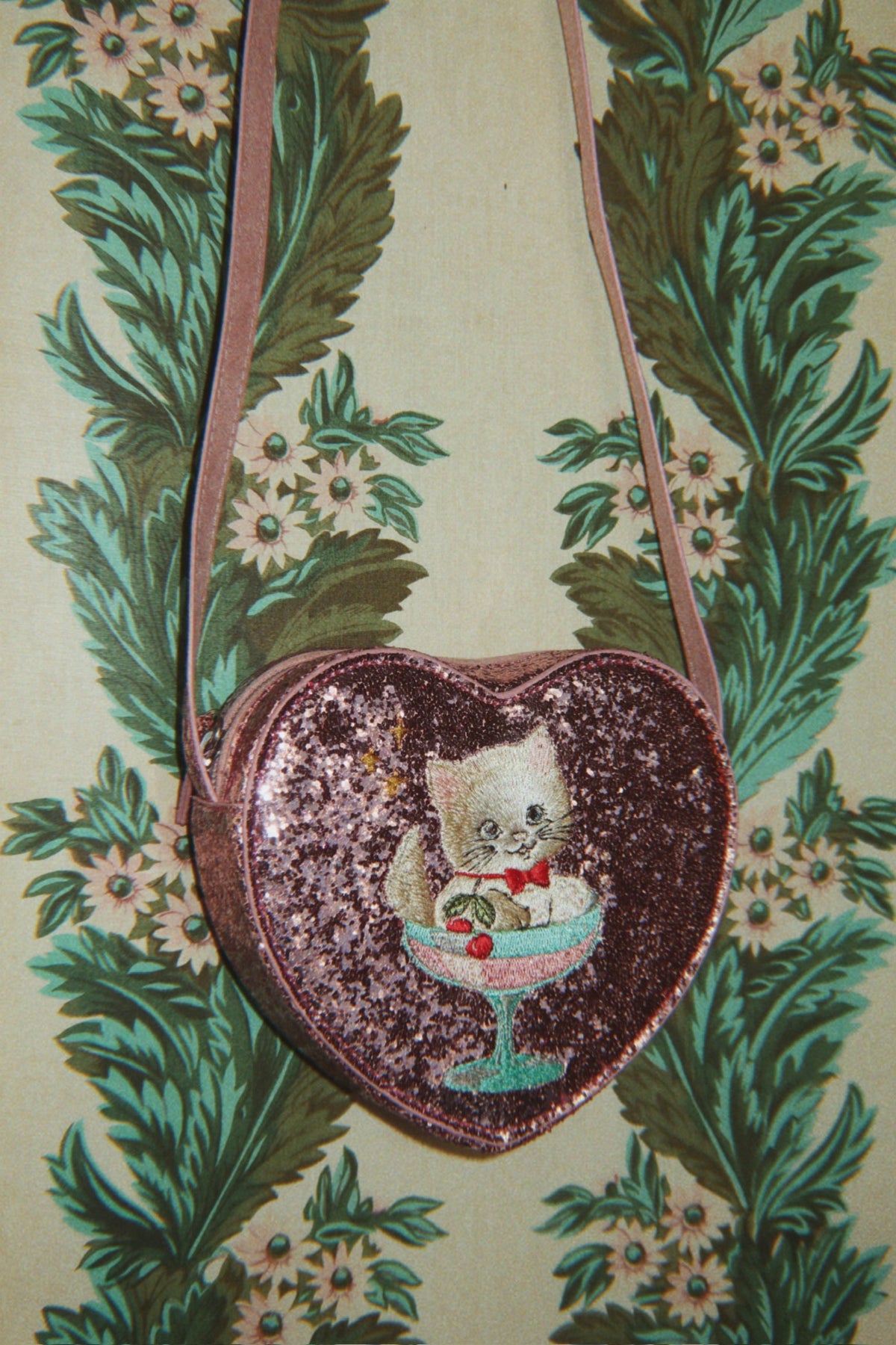 Konges Sløjd Tut Shoulder Bag in Kitty, lifestyle photo 1
