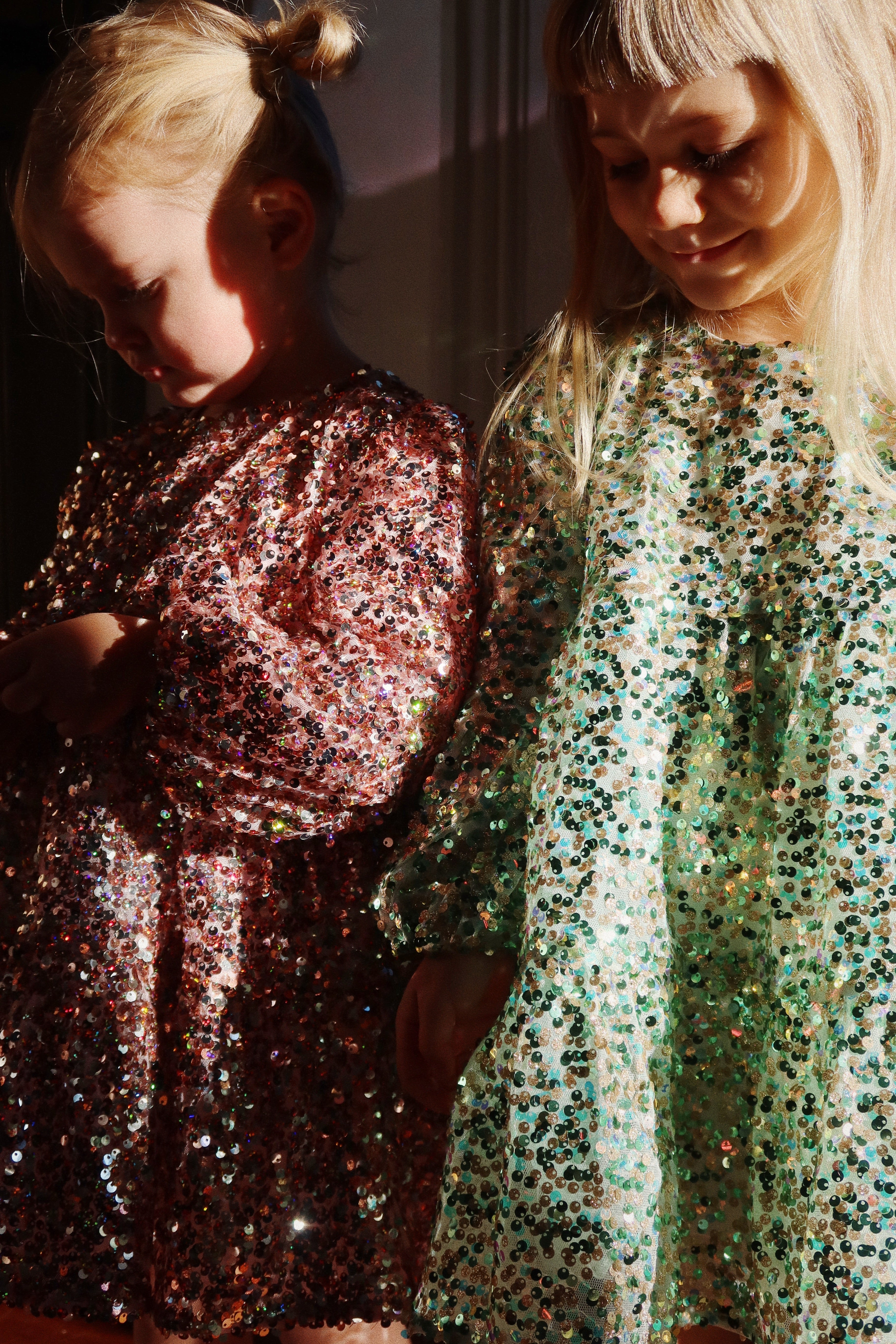 Lila Sequins Dress detail