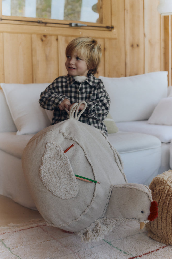 Pouf Chicken – Lorena Canals