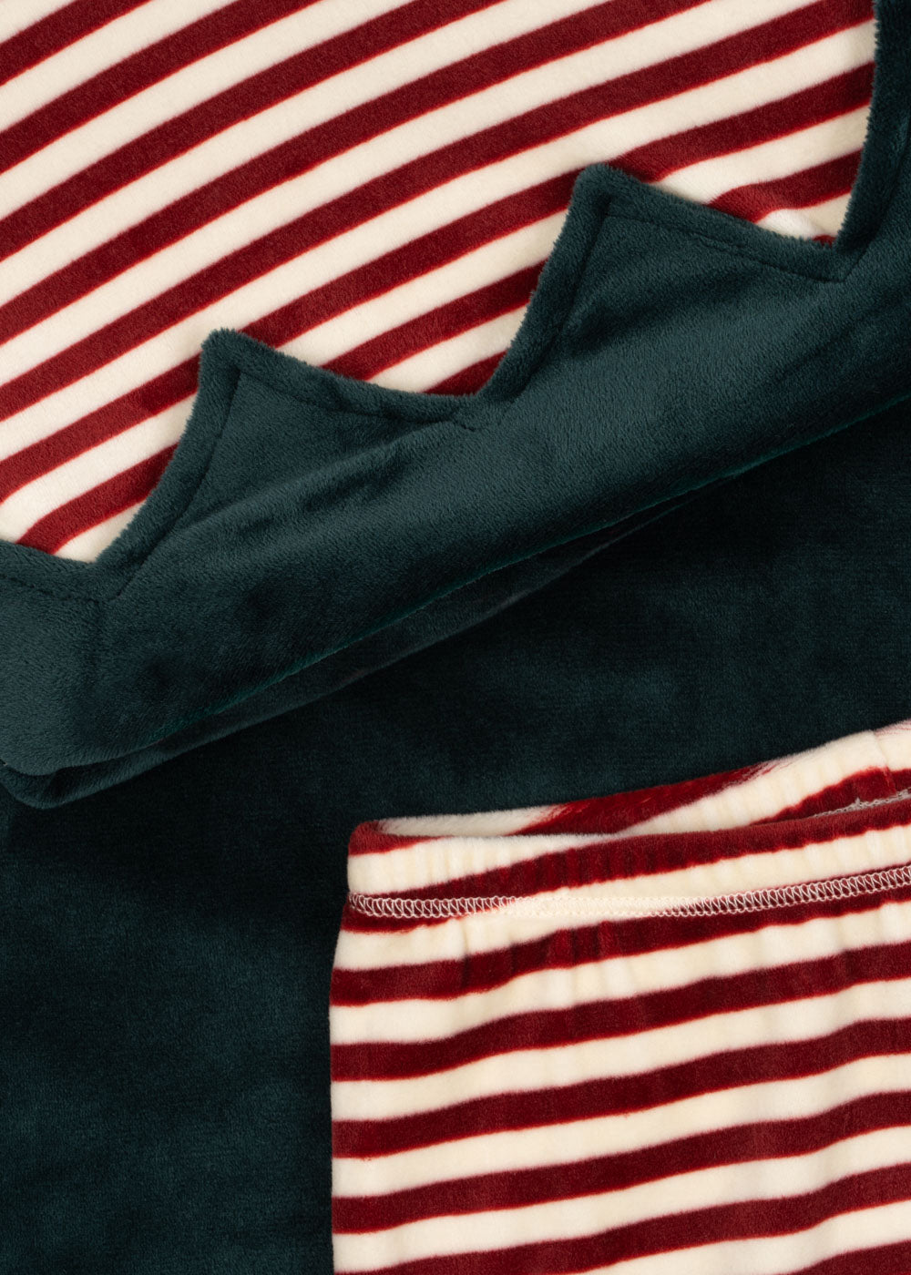 Konges Sløjd Christmas Elf Costume GRS in Greener Pastures/Red Dahlia Stripe, packshot 3