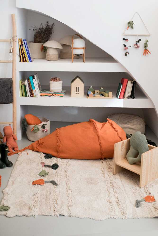 Pouf Kids Bean Bag Cathy The Carrot – Lorena Canals