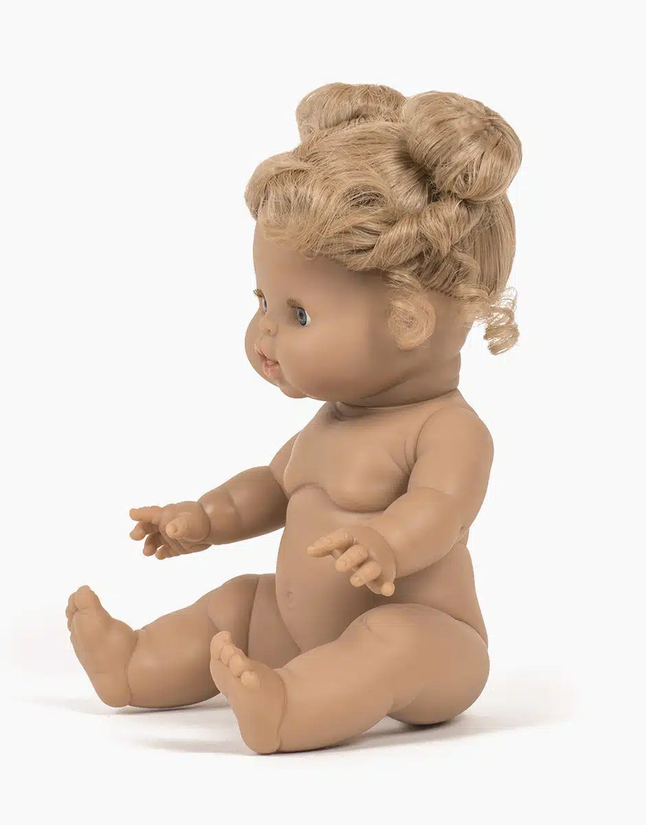 Louise Gordis doll profile view