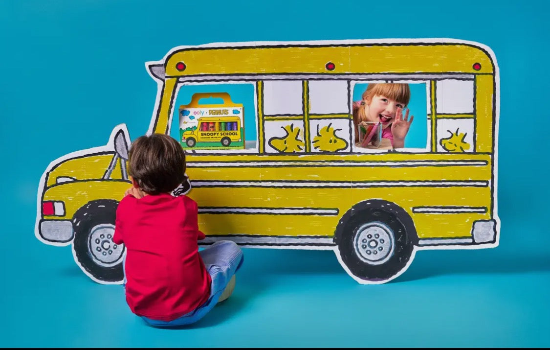 OOLY X Peanuts Snoopy School Coloring Travel Kit