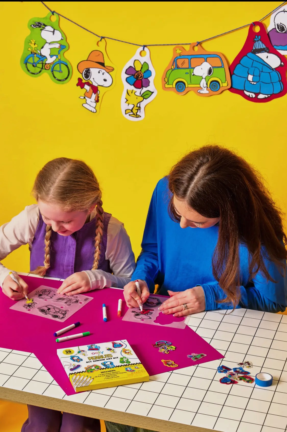 OOLY X Peanuts Diy Shrink Art