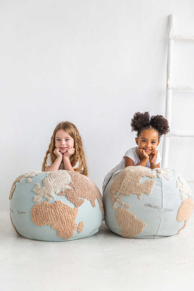 Pouf Kids World Map – Lorena Canals