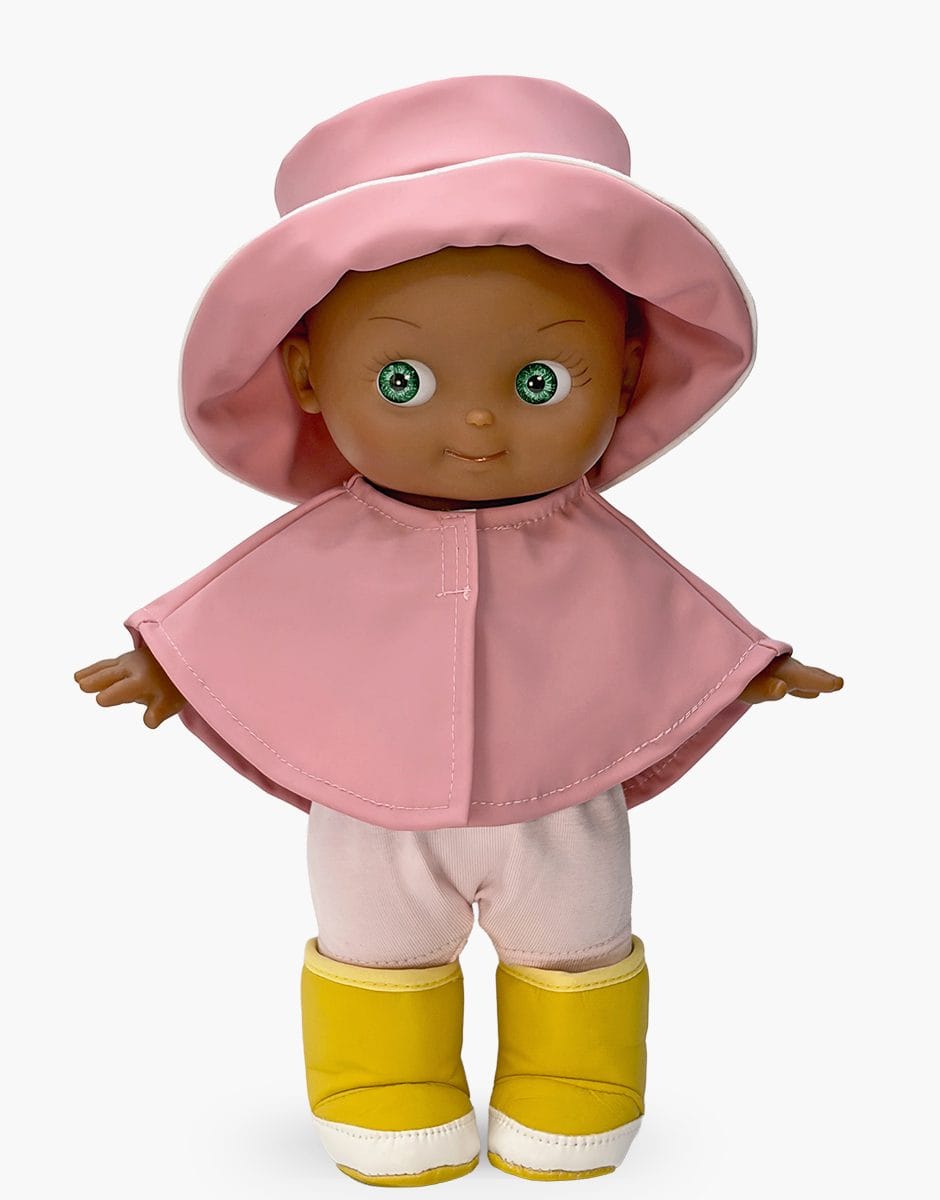 Prunelle Mini Pancha doll pink rain set by Minikane – alternate view