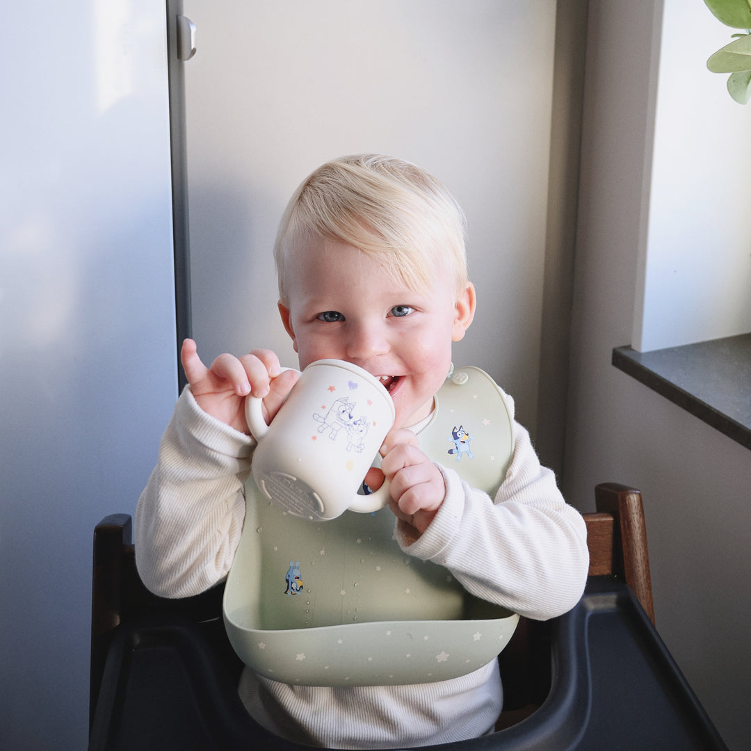 Bluey x Mushie Silicone Training Cup + Straw – Mushie (image 4)